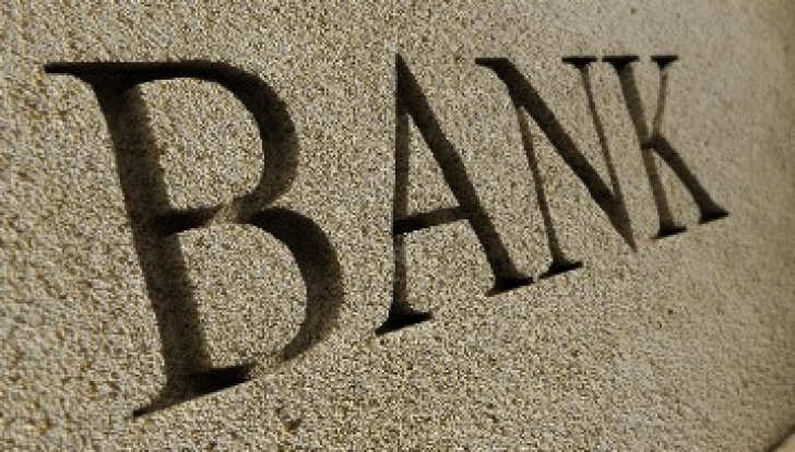 VESTE ŞOC: O bancă prezentă şi în România va concedia 30.000 de angajaţi