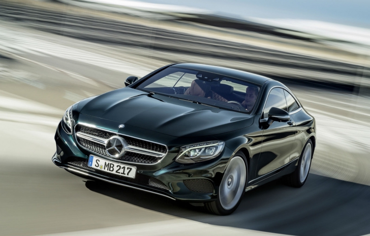 Mercedes oferă primele imagini cu noul Mercedes Benz S-Klasse Coupe