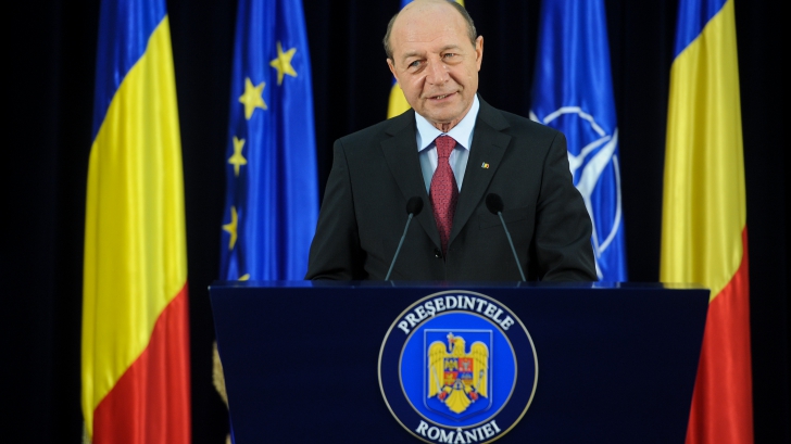 TRAIAN BĂSESCU: Victor Ponta să-l pună pe KLAUS IOHANNIS vicepremier