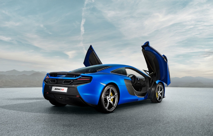 McLaren 650S, primele imagini cu supercarul care atinge 333 km/h