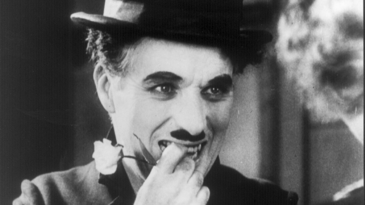 Singurul roman scris de Charlie Chaplin a fost publicat în premieră
