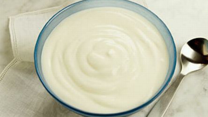 5 mituri despre iaurt si adevarul