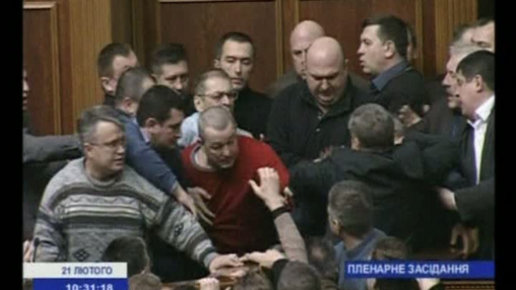 Bătaie în Parlamentul ucrainean