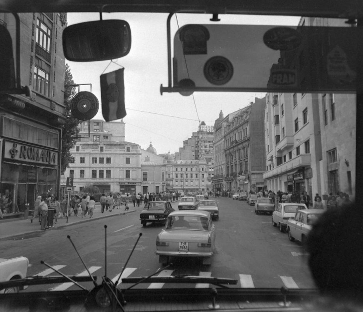 Bucureştiul de altădată: Traficul, dar și farmecul Bucureștiului în 1977