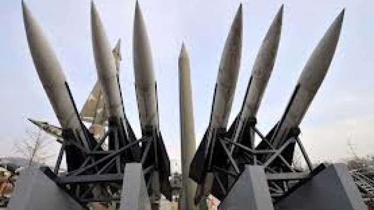 Coreea de Nord a lansat către mare zece rachete cu rază scurtă de acţiune