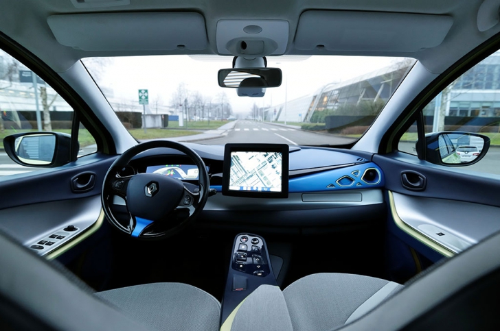 Viziunea Renault pentru condusul autonom: NEXT TWO
