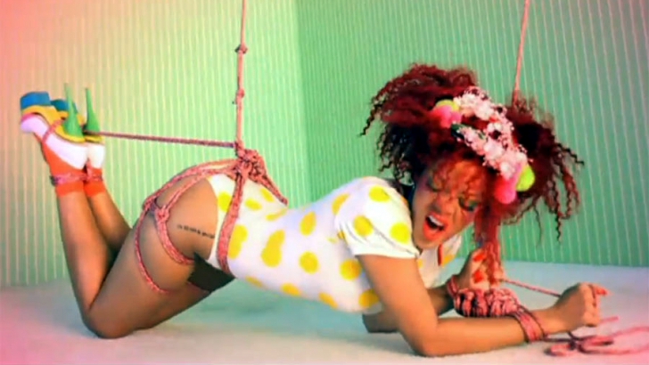 Rihanna, videoclip interzis, din pricina drepturilor de autor
