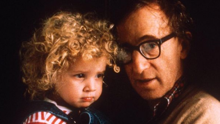 Woody Allen neagă că și-ar fi abuzat sexual fiica adoptivă