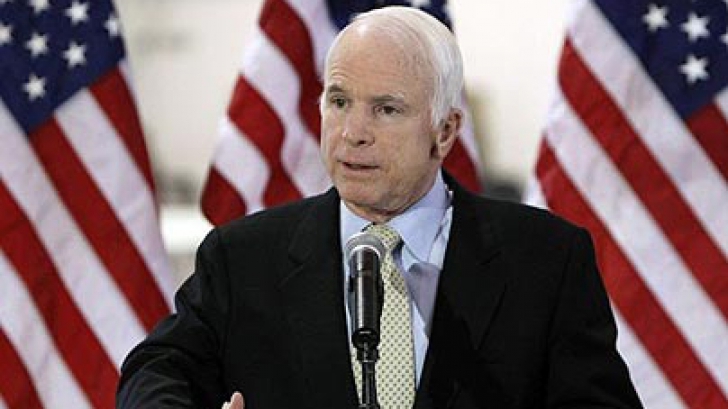 Senatorul american John McCain