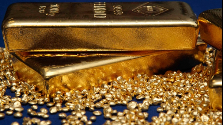 Aurul, mai scump cu 7% în 2014