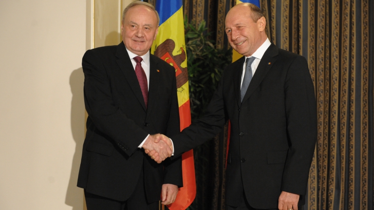 Timofti: Am convenit cu președintele Băsescu asupra impulsionării procesului de integrare europeană