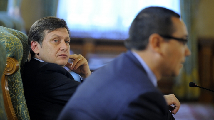Băsescu: Ponta va trebui să candideze. Nu îl votez dacă ajunge în turul 2 cu Antonescu / Foto: MEDIAFAX