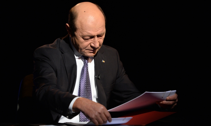 PONTA RECLAMĂ la CCR un CONFLICT cu Băsescu / Foto: MEDIAFAX