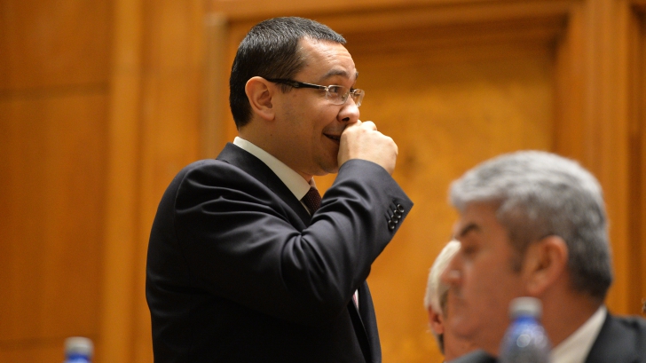 Antonescu, lui Ponta: Consideraţi că Parlamentul este doar o secţie a partidului cu slujbaşi / Foto: MEDIAFAX