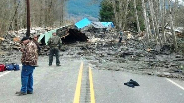 Bilanţul alunecării de teren din statul Washington a ajuns la 18 morţi şi 30 de dispăruţi