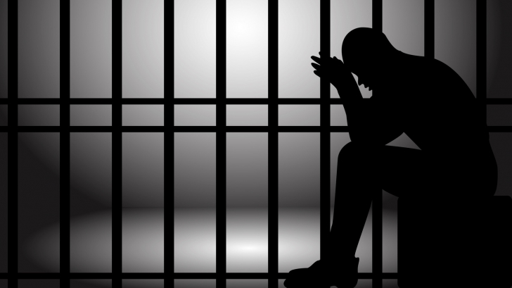 Un deţinut condamnat la 21 de ani de închisoare s-a sinucis în Penitenciarul Bacău