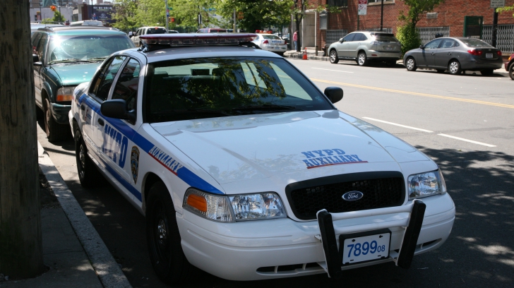 Cum îi ajută să slăbească pe poliţişti șeful poliției din New York