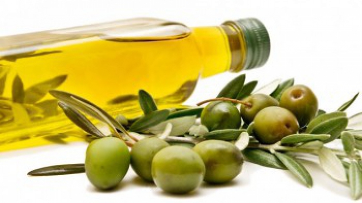 6 motive pentru care vei iubi uleiul de măsline