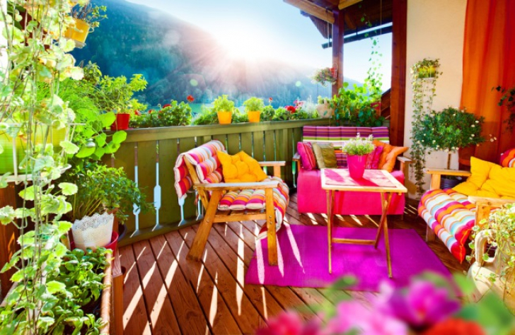 10 sfaturi de la specialistii in peisagistica pentru gradina de flori din balcon