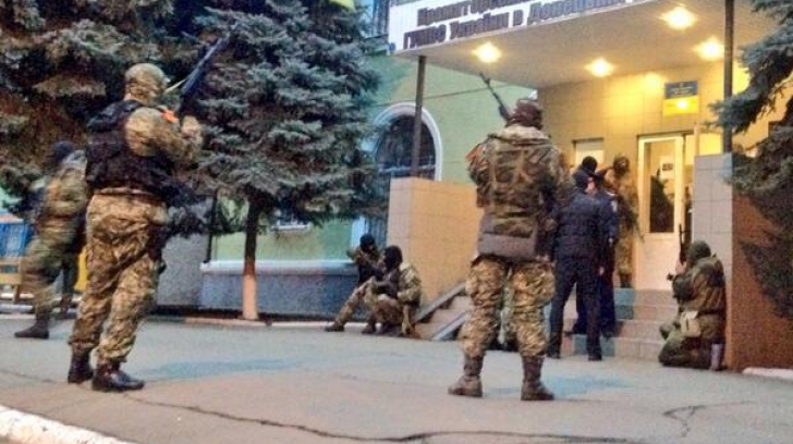 Intense CONFRUNTĂRI ARMATE în oraşul ucrainean Kramatorsk