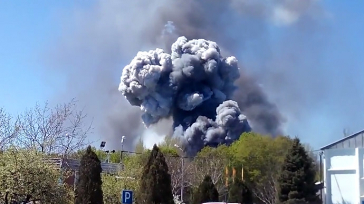 Explozii la Kramatorsk, după prăbuşirea unui elicopter al armatei