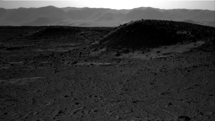 Explicaţia NASA pentru fotografia cu un punct luminos realizată pe Marte