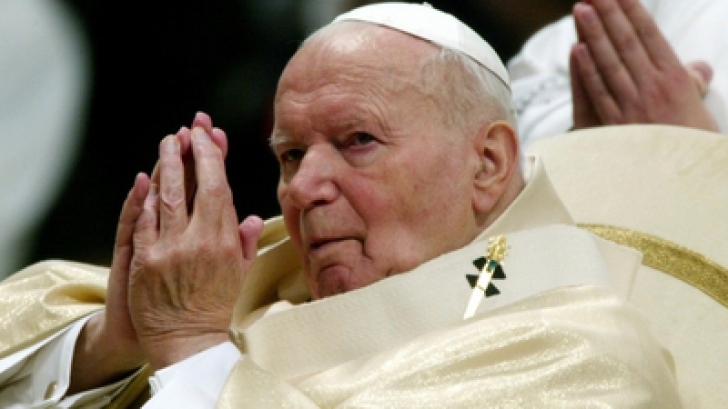 PELERINUL LIBERTĂŢII. Cine este Papa Ioan Paul al II-lea