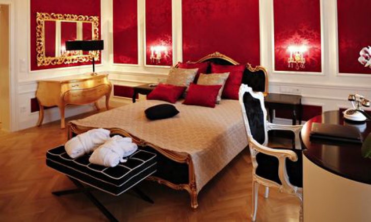 Turiştii pot locui în Castelul Prinţesei Sissi, Schönbrunn