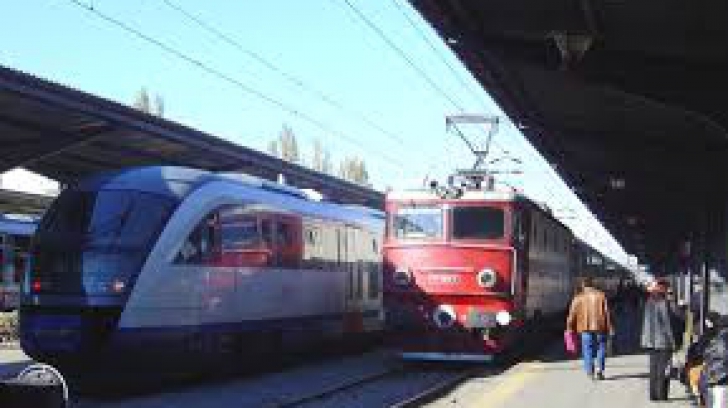 CFR Călători: 17 trenuri vor circula suplimentar de Paşti şi 1 Mai