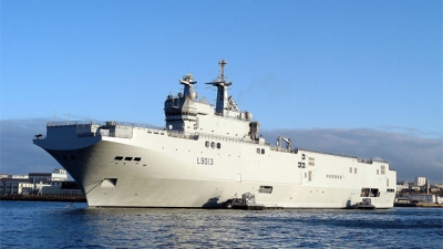Rusia anunţă că Franţa îi va livra prima navă Mistral în două săptămâni