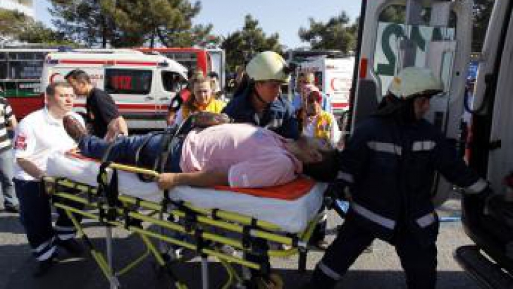 CUTREMURUL DIN MAREA EGEE: Aproximativ 150 de persoane, RĂNITE în Turcia