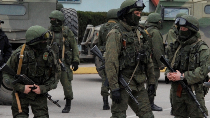 Insurgenţi proruşi au atacat o unitate militară din oraşul ucrainean Lugansk