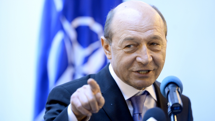 Băsescu: Astăzi pot spune că arhiva SRI şi arhiva SIE, cu Dunărea Operativă s-au predat integral