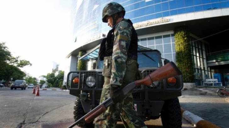 Armata din Thailanda a decretat legea marţială