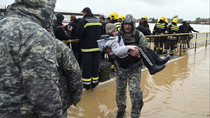 Cel puţin 44 de morţi în inundaţiile din Balcani