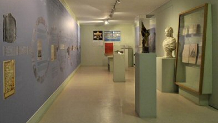 INCIDENT ARMAT la Muzeul Evreiesc din Bruxelles: Cel puţin TREI MORŢI