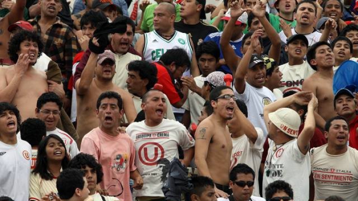 Un suporter a decedat în urma incidentelor de la un meci din Peru