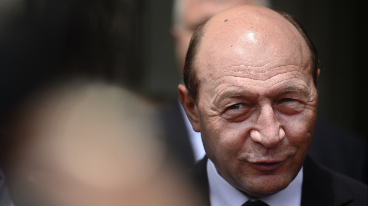 Băsescu: Lipsa statului de drept și corupția, riscuri la securitatea națională. Vedeți Ucraina