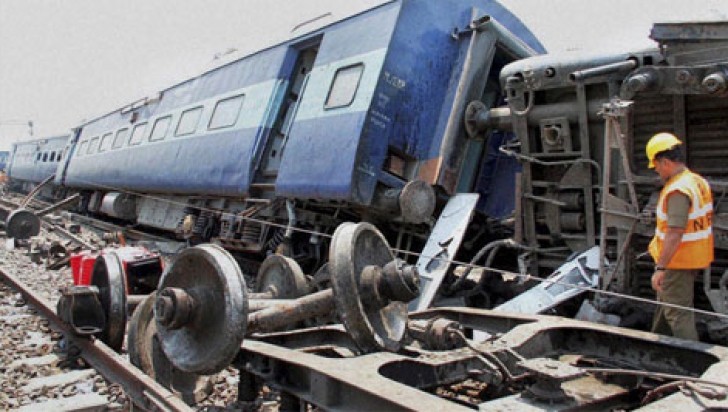 Cel puţin zece morţi şi zeci de răniţi într-un accident feroviar produs în India