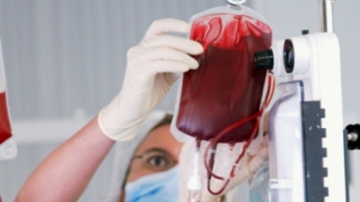 Transfuzie de sânge - imagine de arhivă