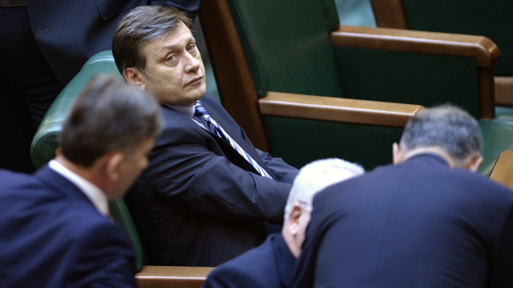 Senator PSD: Băsescu i-a cerut lui Antonescu retragerea de la prezidențiale. REACŢIA lui Antonescu / Foto: MEDIAFAX