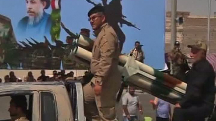 Mii de luptători şiiţi au participat la o paradă militară în capitala Irakului şi în Basra