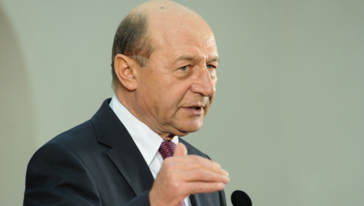 Băsescu: Voi ridica problema aderării la Schengen; ultima lege cu incompatibilitățile nu ne ajută