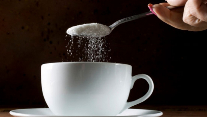 Cafeaua fără zahăr băută cu moderație previne deteriorarea dinților