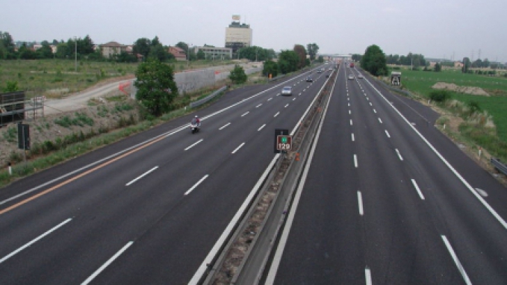 Contractul pentru primii 6,5 kilometri ai autostrăzii Bucureşti - Ploieşti, aproape de reziliere