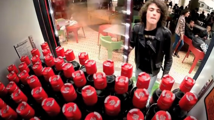 VESTE bombă de la Coca Cola 