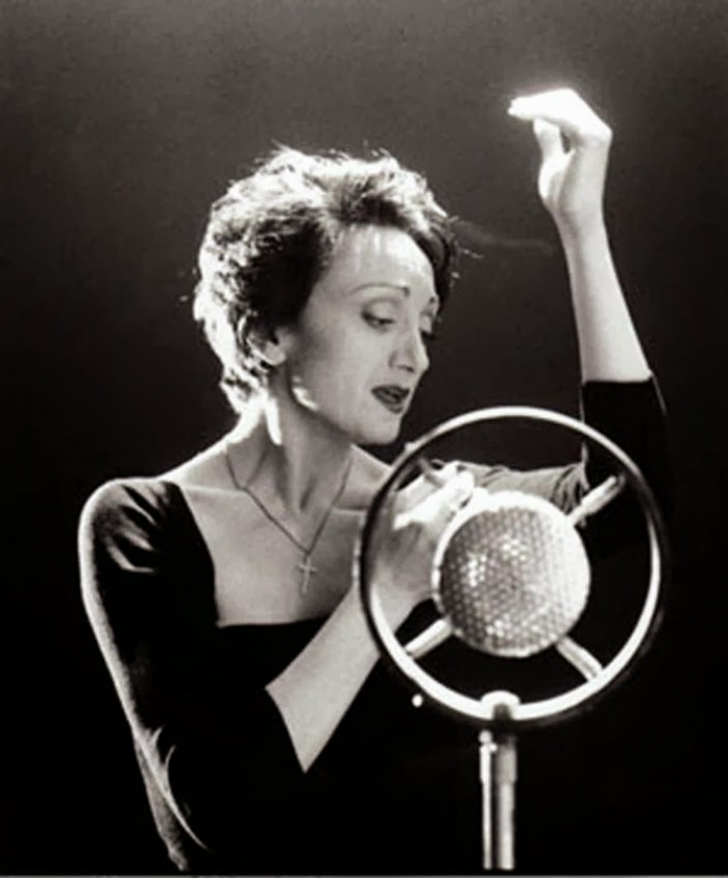 DOSAR HISTORIA. Edith Piaf – Muzică, alcool şi amanţi