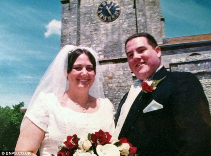 Umiliţi de pozele de la nuntă, doi obezi au slăbit 70 de kilograme.