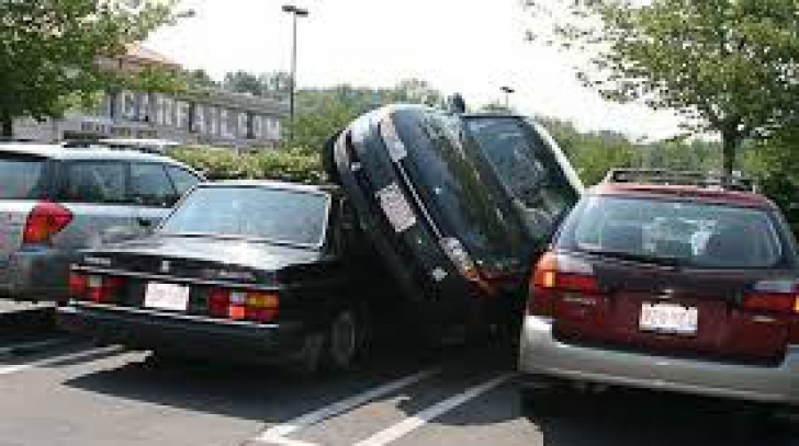 Locurile de parcare sunt o problemă cu care se confruntă aproape fiecare şofer din oraşele României.