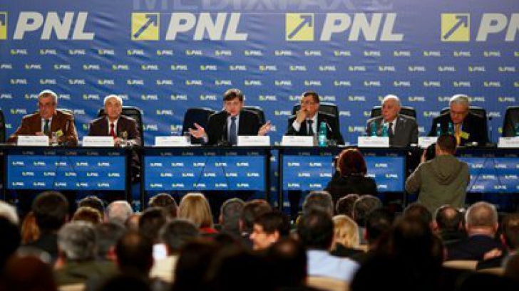 17 organizații PNL revendică 10 funcții de vicepreședinte și secretarul general – surse